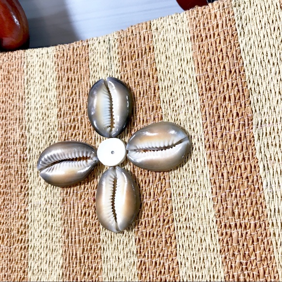 Beige Cream Striped Woven Paper Puka Shell Wood Handle Spring Summer Bea… - Picture 5 of 10